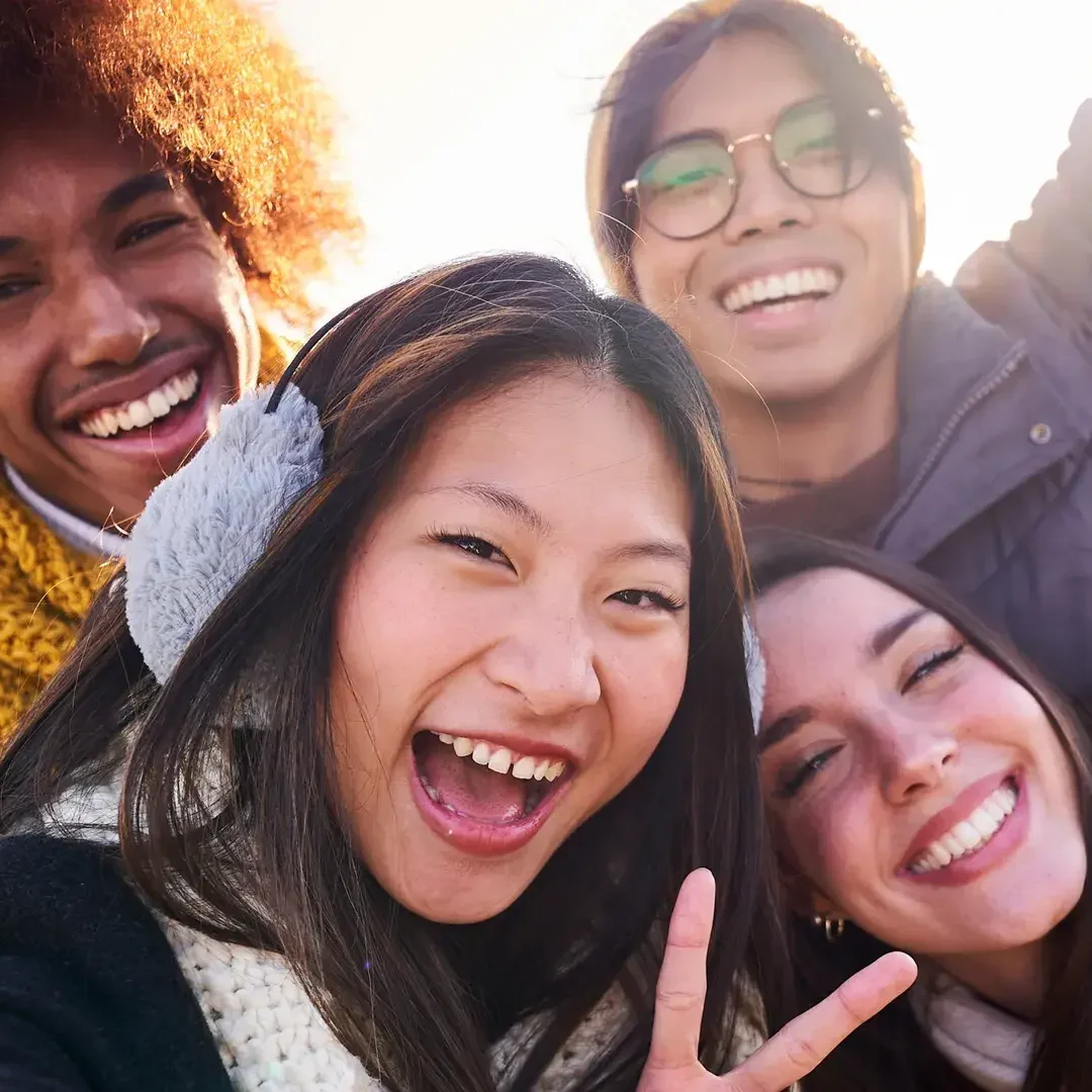 Seasons_Community_1920x1080_01